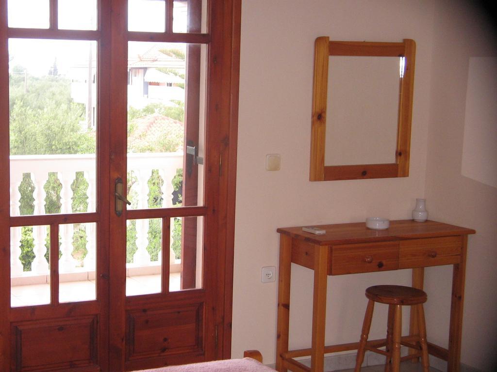 Dimaras Apartments Vasilikos  Ruang foto